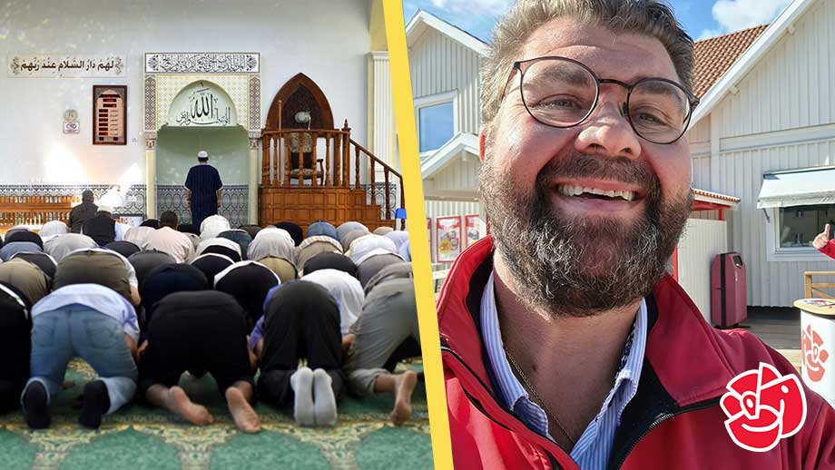 S-pamp kampanjade i moskén – delade ut valkuvert med S-valsedlar