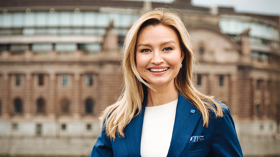 Ebba Busch shoppade smink – men missade att betala