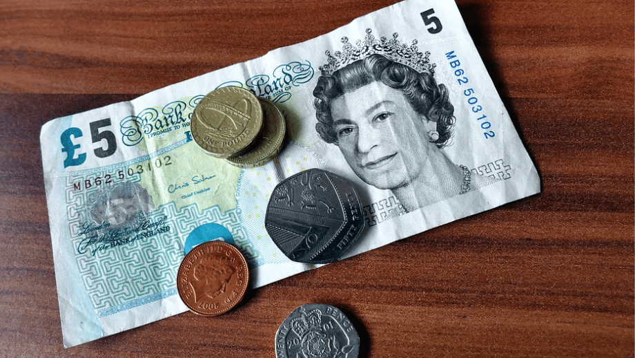 Britter vägrar betala sina elräkningar