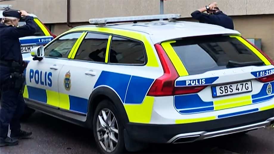 Polisbostad utsatt för beskjutning