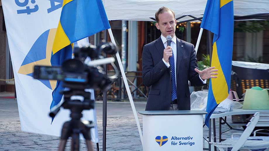 Gustav Kasselstrand: Stora politiska beslut tas utan debatt