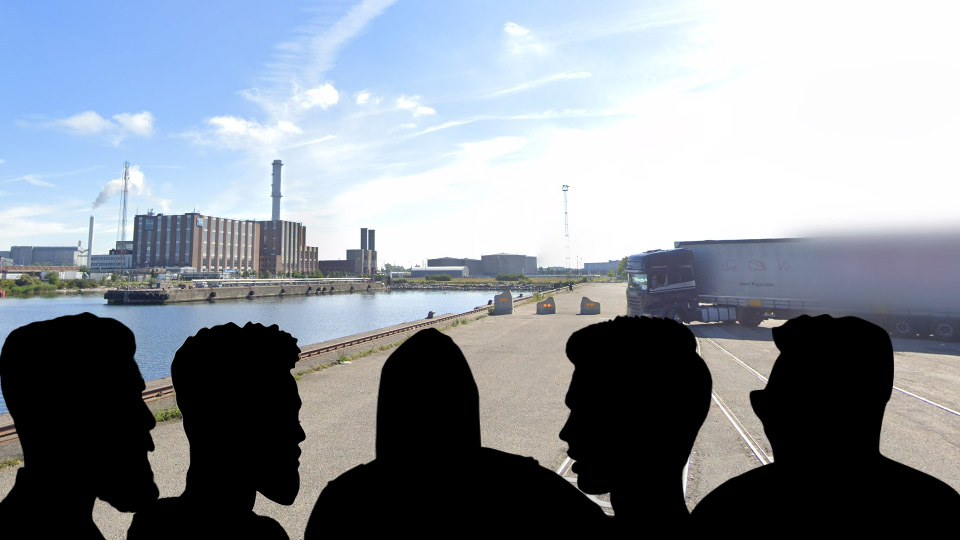 Filmade när de knuffade lastbilschaufför i vattnet – fem häktade