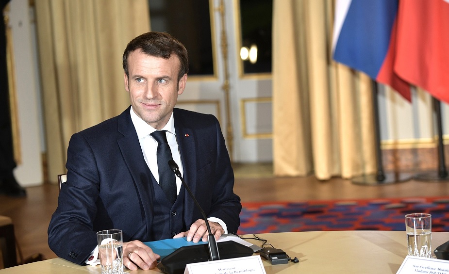 Macron: ”Vi behöver en enda världsordning”