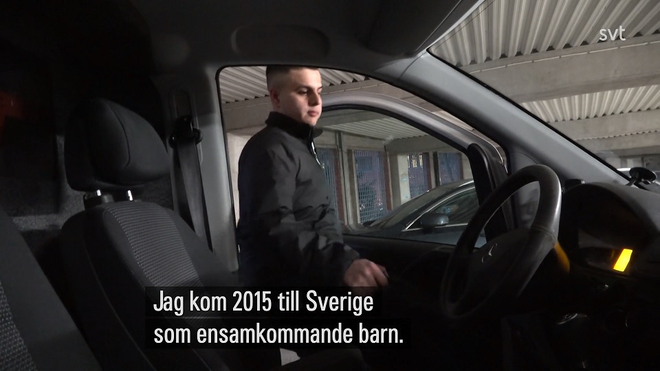 ’Flykting’ vill fira uppehållstillstånd med att resa hem på semester