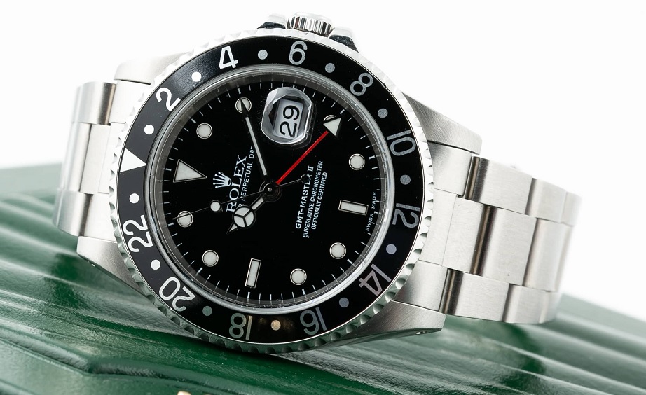 Exklusiva klockor bättre än aktier i värdeökning