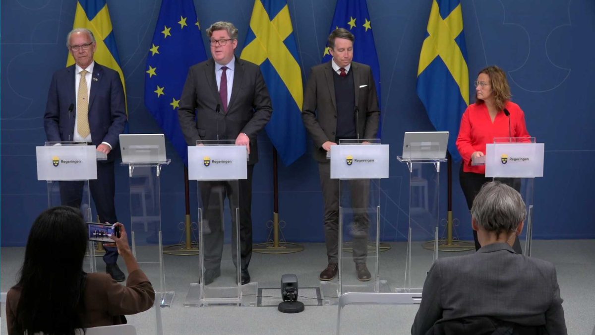 Regeringen och SD aviserar straffskärpningar mot gängvåldet