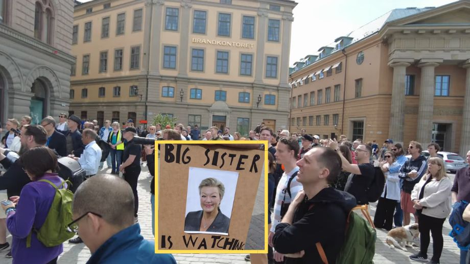 Hundratals demonstrerade mot Chat control: ”Historiens största avlyssningscentral”