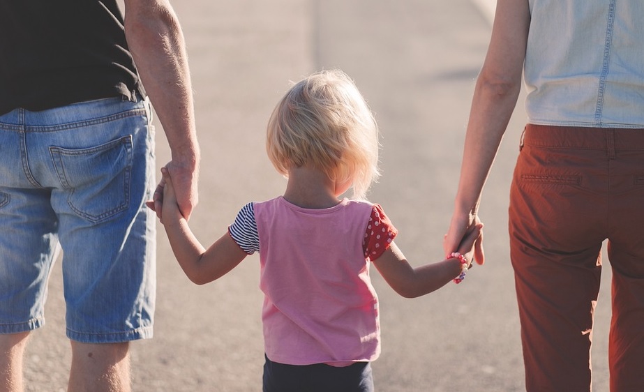 Rapport: Föräldrar tvingas låna för att köpa mat