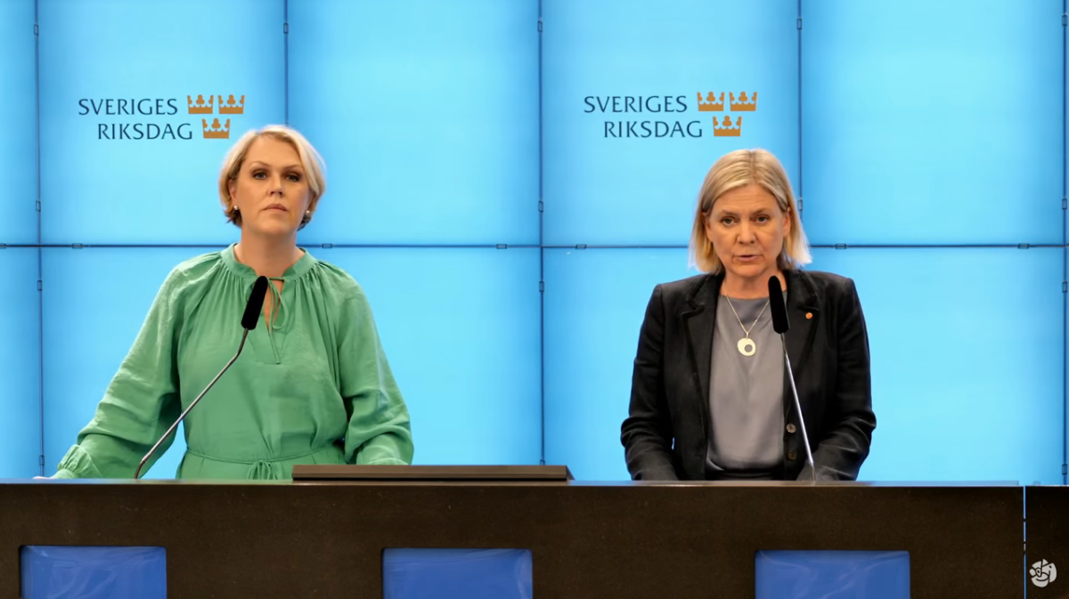 S nya varning: Sverige blir mer som auktoritära länder