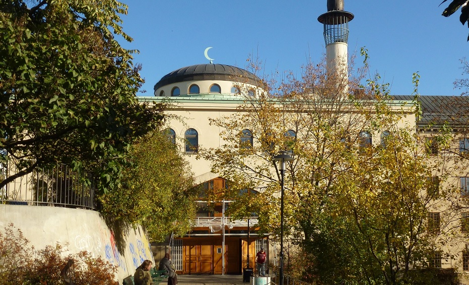 En moské i varje svensk stad – målet för salafistiskt megaprojekt