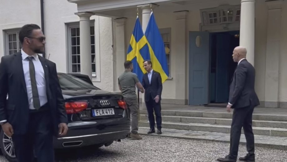 Kristersson träffar Zelenskyj: ”Ukraina strider för oss”