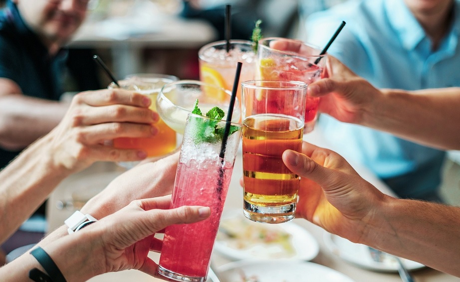 Forskning: Papperssugrör mer farliga än plastvarianten