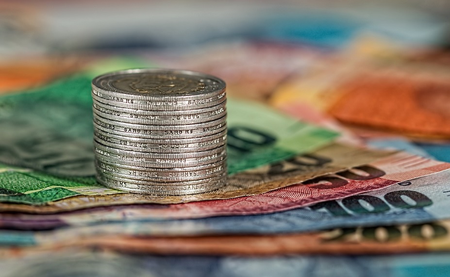 Gäng tvättar pengar via hawala-banker