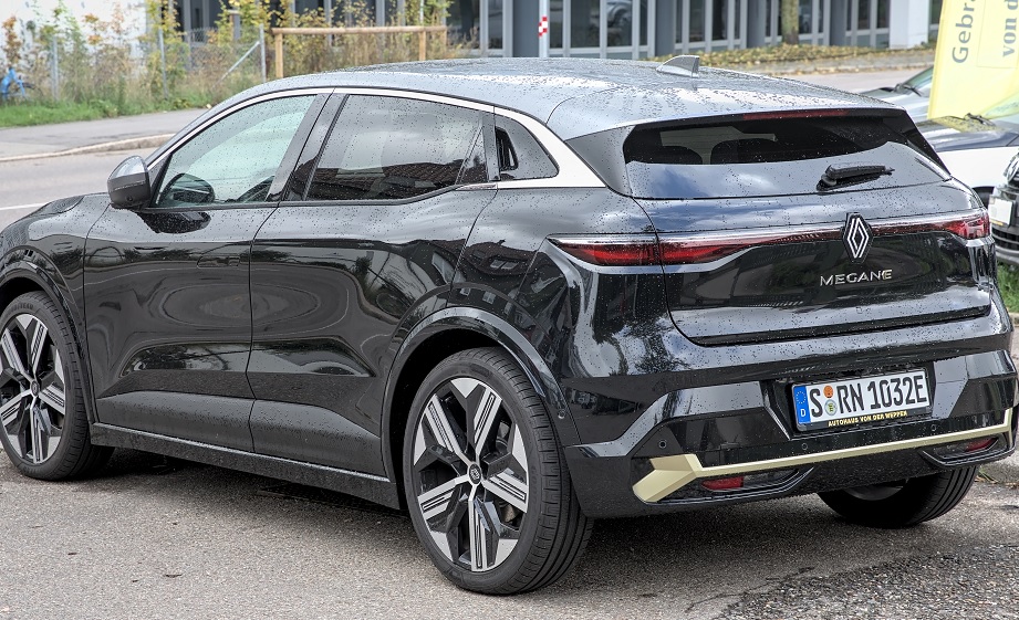 Höga servicekostnader för elbilar