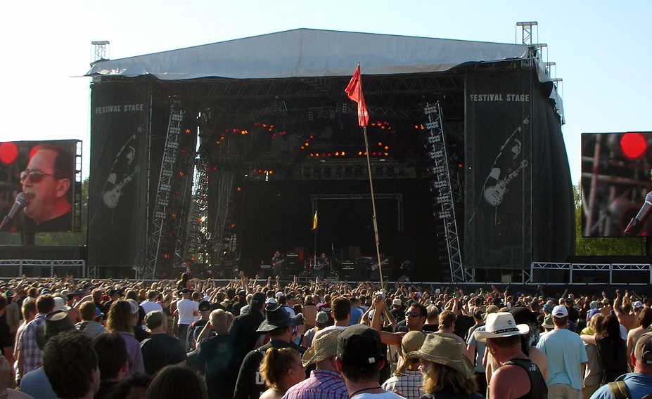Väskor förbjuds på större evenemang