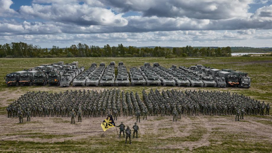 Sverige ska skicka 800 soldater till ryska gränsen