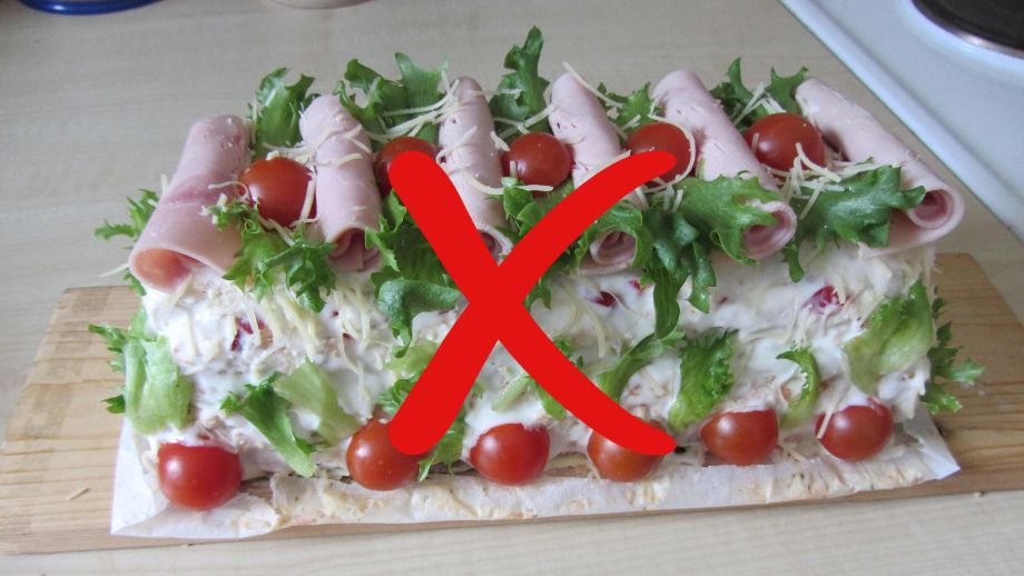 Fick fel sorts smörgåstårta – polisanmäler för kränkt frid