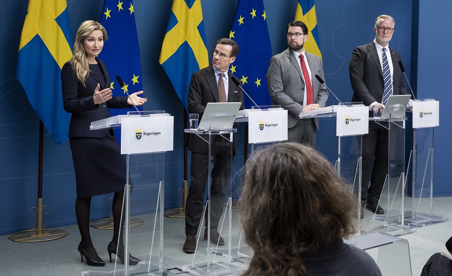 Tidöregeringens politik alltmer populär hos svenska folket