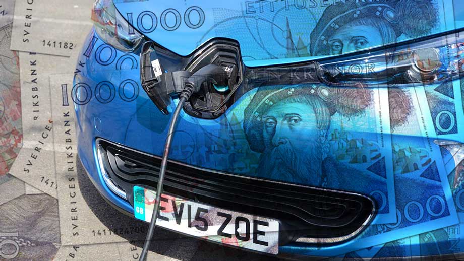 Hundra tusen kronor för att byta laddare i elbil