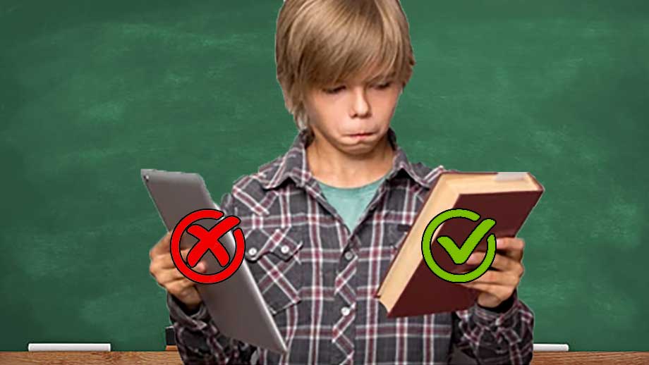 Ut med skärmar och in med böcker – analog undervisning bättre än digital