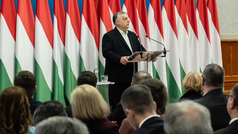 Orban varnar för ”ny världsordning”