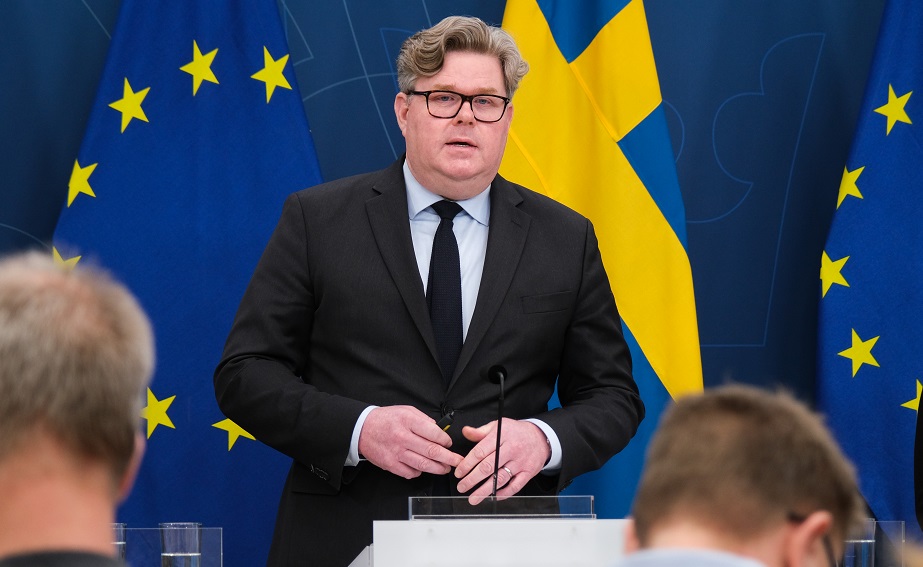 Tidöpartierna presenterar strategi för stärkt brottsförebyggande arbete