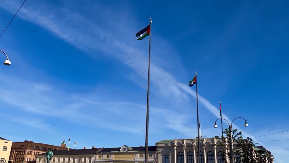 Palestinska flaggor i centrala Göteborg – ”Olovlig flaggning”