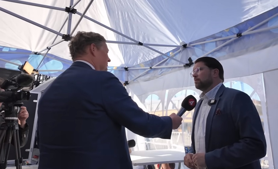 VIDEO: Jimmie Åkesson ger TV4 svar på tal