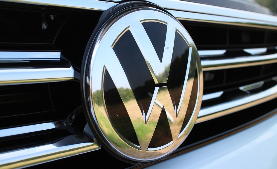 Volkswagen storsatsar på bensinbilar