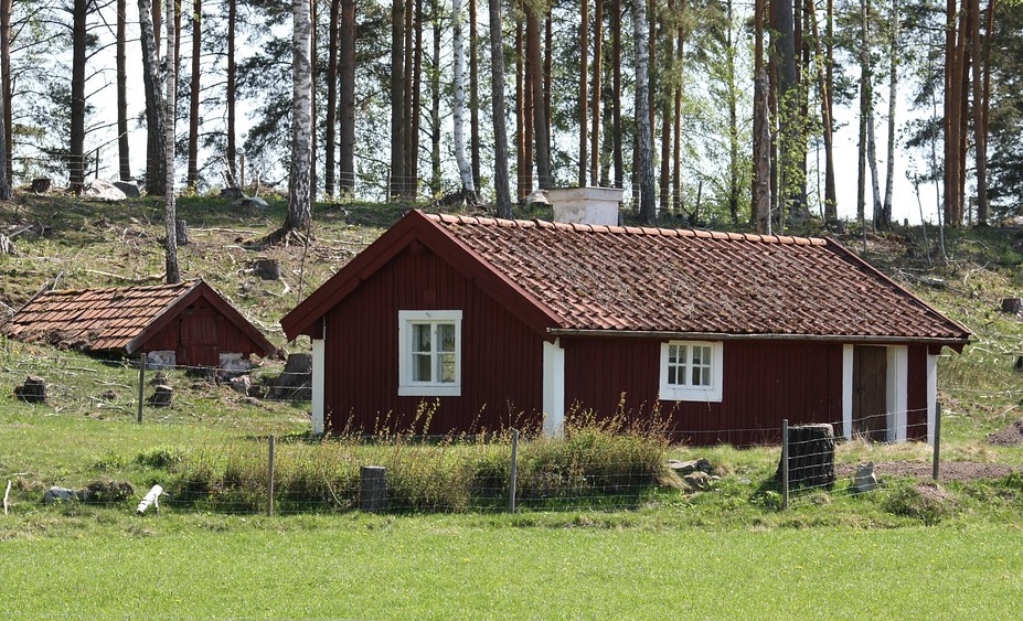 Tvingas sälja då kommunen kräver anslutning till VA-nätet för halv miljon