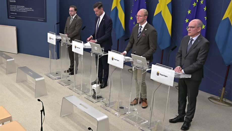 Regeringen och SD: Asylsökande ska bo på förläggningar – inte i det öppna samhället