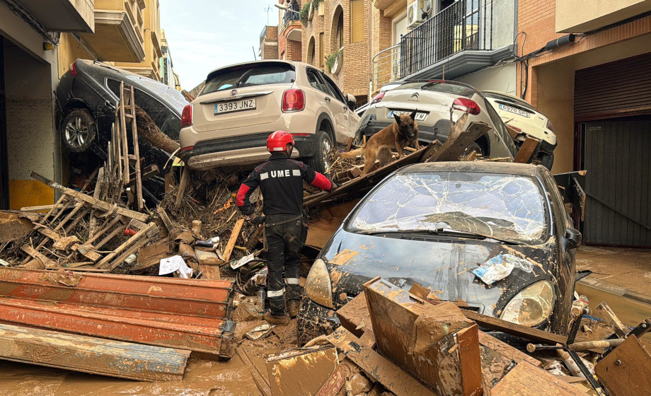 Över 200 döda i översvämningar i Spanien