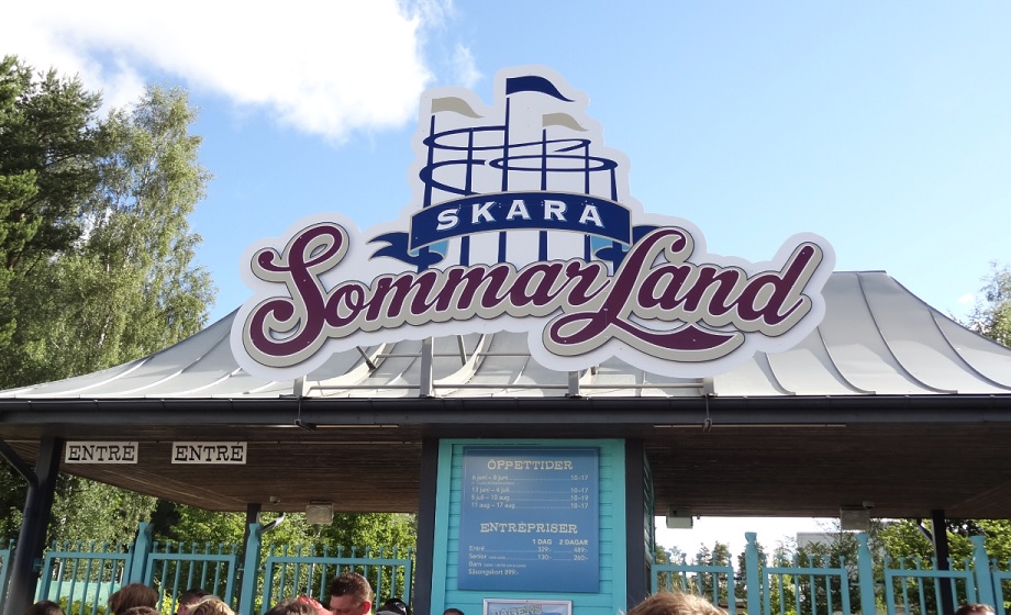 Badgäster stod i vägen för ambulans och filmade när barn drunknade