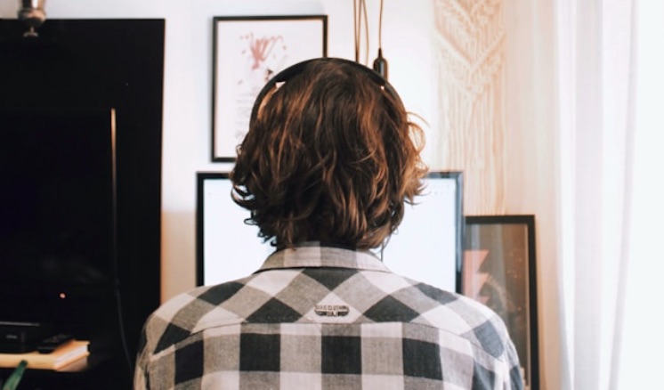 Politiska kontroverser kring spelreglering i Sverige